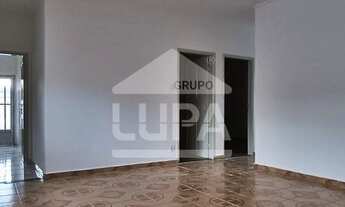 Imagem: CASA ASSOBRADADA COM 3 QUARTOS PARA LOCAÇÃO