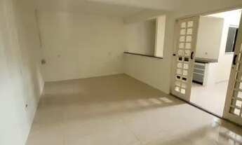 Imagem 2: Apartamento para aluguel com 2 quartos no Cond. Entre Lagos - Brasília - DF