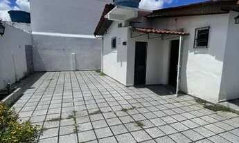 Imagem 2: Casa Espaçosa com 3 Quartos, sendo 2 Suítes no Dom Pedro I com 110 m2 - Manaus - AM