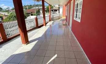 Imagem 2: Casa padrão Casa com 3 dormitórios