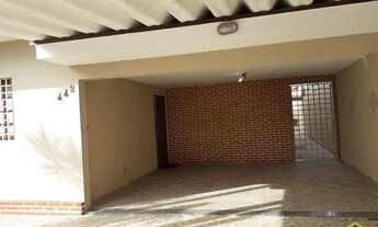 Imagem 4: Casa Espacosa e bem localizada, proxima da praia