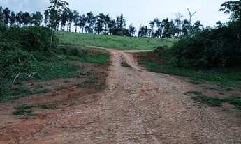 Imagem 5: Lote/Terreno para venda possui 600 metros quadrados em Recanto das Águas - Igaratá - SP