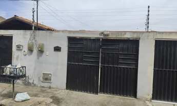 Imagem 3: Casa para venda tem 80 metros quadrados com 3 quartos em Parque D Pedro - Itaitinga - CE