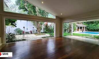 Imagem 2: Casa de condomínio para venda com 550 metros quadrados com 4 quartos