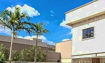 Imagem 6: Casa de condomínio sobrado para venda tem 270 metros quadrados com 5 quartos