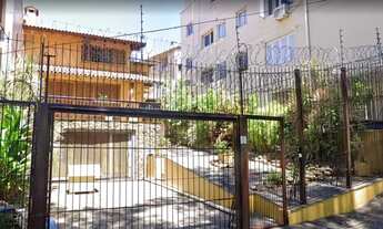 Imagem 3: Casa para Venda em Porto Alegre, Medianeira, 3 dormitórios, 1 suíte, 2 banheiros, 2 vagas