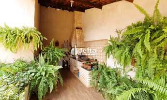 Imagem 5: Casa residencial disponível para venda no bairro São Jorge em Uberlândia-MG