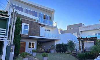 Imagem 3: Casa em Hípica Casa com 4 dormitórios