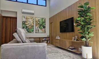 Imagem 3: Casa Alto Padrão em Condomínio Fechado