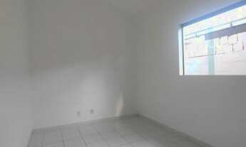 Imagem 7: Vertentes do Tarumã 3 quartos (1suite) Armários na cozinha R$ 2.990,00