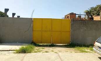 Imagem 2: Terreno no Bairro Lagomar, todo murado, com estrutura para balcão, energia trifásico