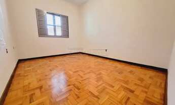 Imagem 6: Casa em localização privilegiada e bem espaçosa