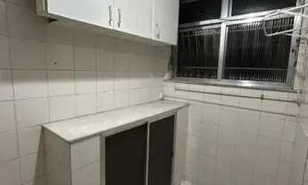 Imagem 2: Alugo apto 87 metros, 3 quartos, 2 banheiros, cozinha grande, garagem, Centro São Gonçalo