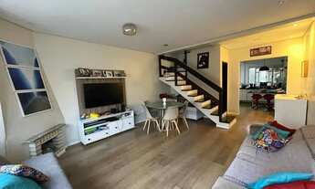 Imagem: Casa triplex em condomínio no Ecoville