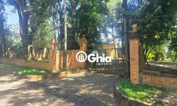 Imagem 2: Espetacular Chácara no Bananal: Lazer Completo, 5 Dormitórios e Piscina de 50m²