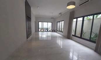 Imagem: Casa à venda, 2 quartos, 1 suíte, 4 vagas