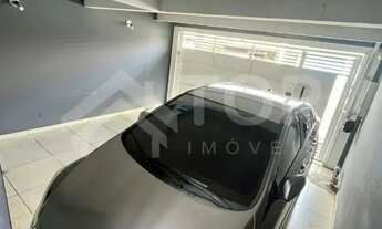 Imagem 4: Sobrado à venda no bairro Cidade Aracy em São Carlos: 3 dormitórios, churrasqueira e muito