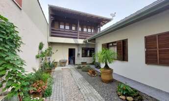 Imagem 3: Excelente casa de alvenaria averbada mobiliada, localizada no Coração do bairro Garcia