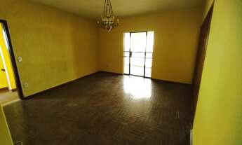 Imagem 4: Casa Centro (ao lado Maioloni Rio de Janeiro) com 4 quartos (1 suíte) + suíte empregada