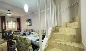 Imagem 3: Sobrado para venda tem 77 metros quadrados com 2 quartos em Ponta da Praia - Santos - SP