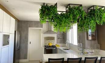 Imagem 5: Apartamento com 2 suítes e 2 demi suítes, mobiliado no centro de Balneário Camboriú