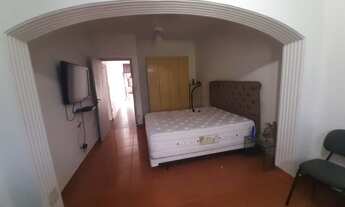 Imagem 2: Casa para venda possui 150 metros quadrados com 3 quartos em Vila Mogilar - Mogi das Cruze