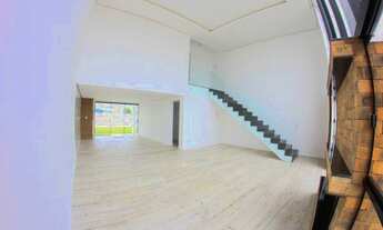 Imagem 6: Sobrado no centro de Imbé