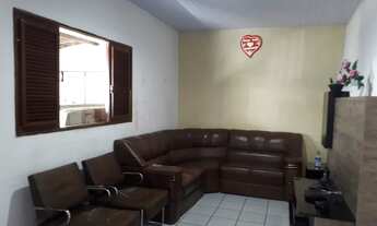 Imagem 2: Casa à venda com 3 quartos em Lagoa Nova, 200m²