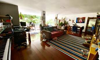 Imagem 2: 3 Quartos - 4 Vagas de Garagem - Dependência Completa - 155m²