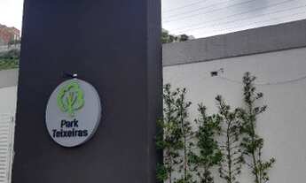 Imagem 3: Alugo no bairro Teixeiras apto 02 quartos primeira locação 650,00 + taxas