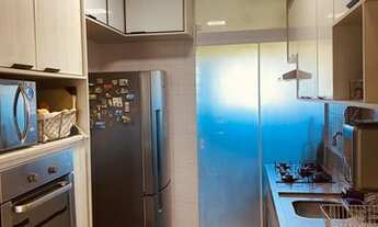 Imagem 7: Com ambientes amplos esse apartamento com dois quartos a venda na Colina A em Patamares