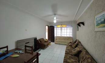 Imagem 5: Casa para venda com 90m² com 2 quartos, garagem para 2 carro e apenas a 400 metros da prai