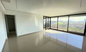 Imagem 2: Apartamento com 4 dormitórios, 135 m²