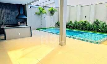 Imagem 7: Casa para venda tem 441 metros quadrados