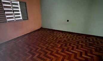 Imagem 3: Térrea para venda possui 105 metros quadrados com 2 quartos em Campestre - Santo André - S