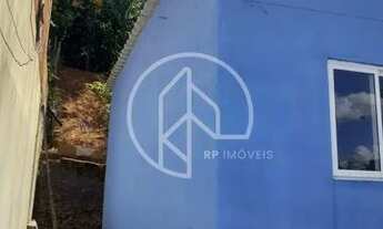 Imagem 2: B: Aeroporto Casa com 2 quartos e quintal