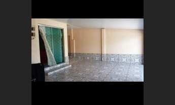 Imagem: Casa para venda tem 300 metros quadrados