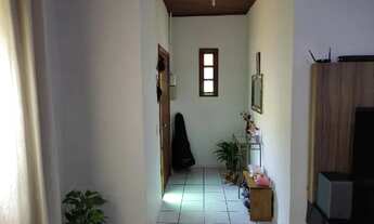 Imagem 3: Ótima oportunidade! Casa com amplo terreno e maravilhosa localização