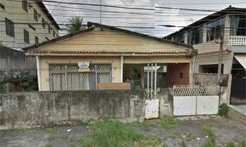 Imagem: CASA COM AMPLO TERRENO - 360m² - SULACAP/RJ