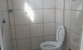 Imagem 2: Casa com 2 quartos , em cima , não tem garagem