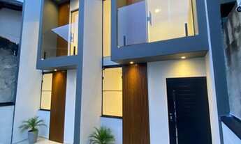 Imagem: Sobrado com acabamento de alto padrão