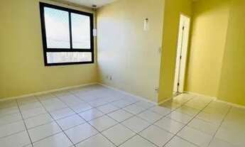 Imagem 6: ! Front garden - alameda das árvores