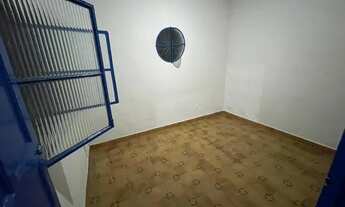 Imagem 6: ALUGO CASA BEM LOCALIZADA