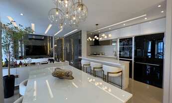 Imagem 5: Lindo Apartamento à venda, Finamente Decorado, 3 dormitórios sendo 3 Suítes, Centro Floria