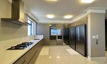 Imagem 6: APARTAMENTO NO CENTRO QUADRA MAR E COM VISTA, 4 SUÍTES E 4 VAGAS - BALNEÁRIO CAMBORIÚ