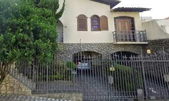 Imagem 2: Casa para aluguel possui 300 metros quadrados com 4 quartos em Caiçaras - Belo Horizonte