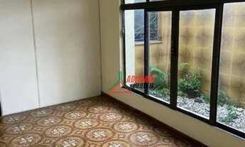 Imagem 1: Sobrado de 260m² na Saúde com 6 dormitórios sendo 2 suítes