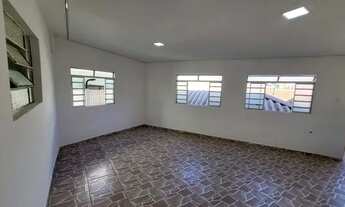 Imagem 7: Casa para alugar na Vila Roque - Zona Norte - Rua sem saída, tranquila, ampla e arejada