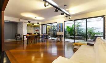 Imagem 6: Casa elegante em região privilegiada