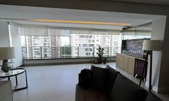 Imagem 3: Lindo Apartamento 3 Suítes Varanda Espaçosa 3 vagas Mobiliado. St Marche e praça no Habita